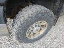 2002 Chevy 2500HD Regular Cab 4X4 Pickup