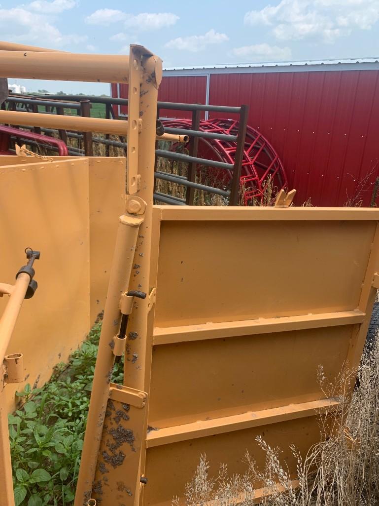 For-Most 450 Cattle Chute System