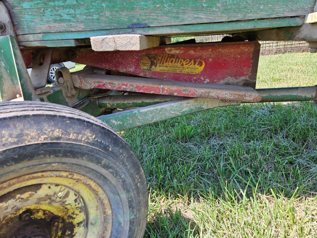McCormick Flare Box Wagon