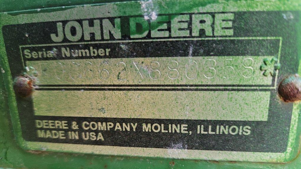 John Deere 662 Hay Rake