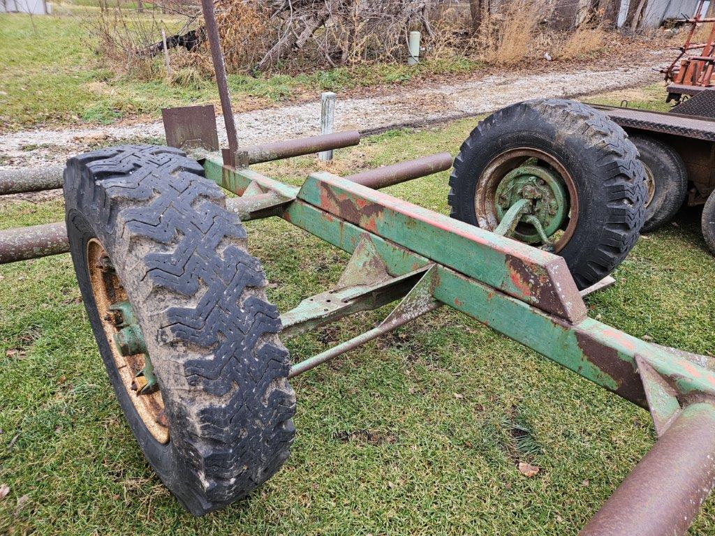 Gooseneck 4 round bale mover