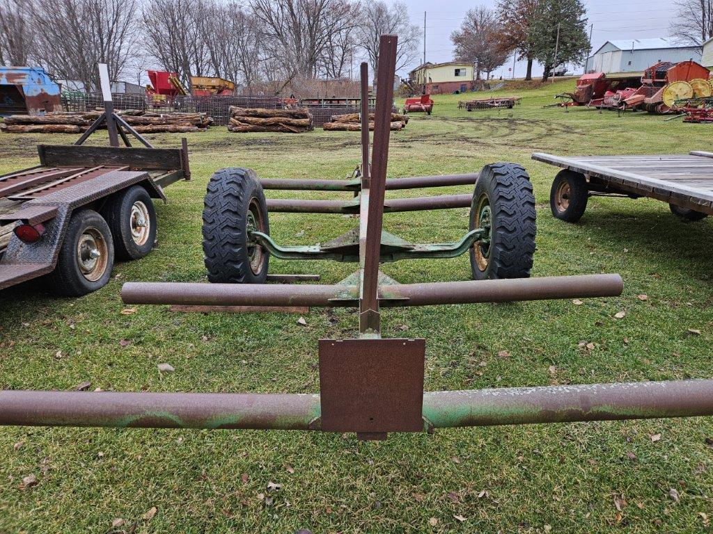 Gooseneck 4 round bale mover