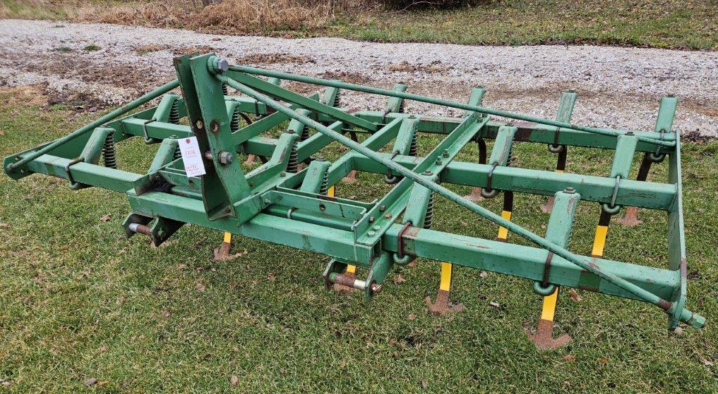 John Deere 1100 9' 3pt Field Cultivator