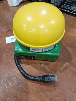John Deere Starfire 3000 GPS Receiver