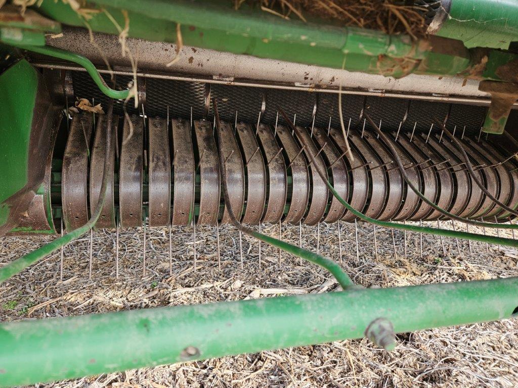 JD 535 Round Baler
