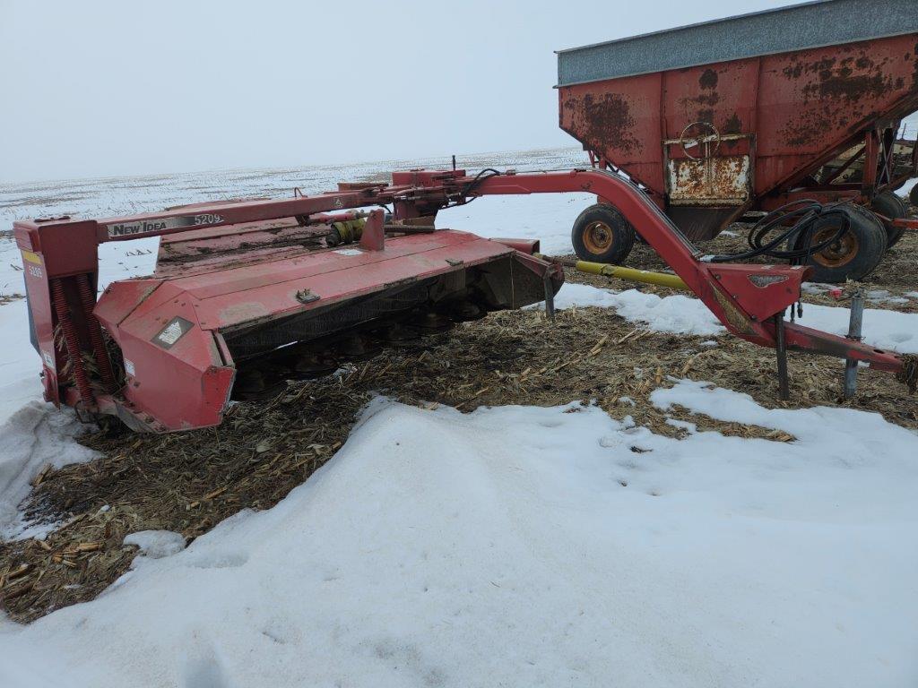 New Idea 5209 Mower Conditioner