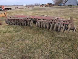 IH 37 12' Wheel Disk