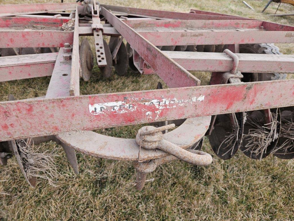 IH 37 12' Wheel Disk