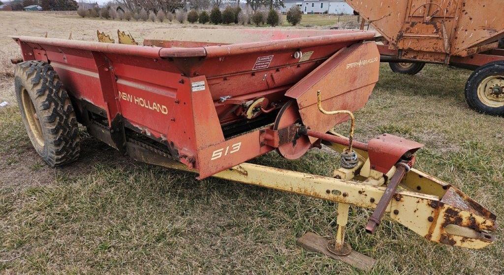 New Holland 513 PTO Manure Spreader