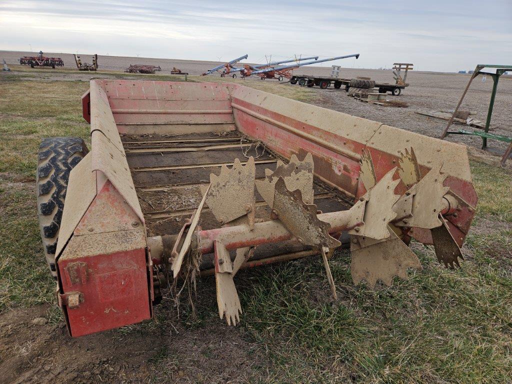 New Holland 513 PTO Manure Spreader