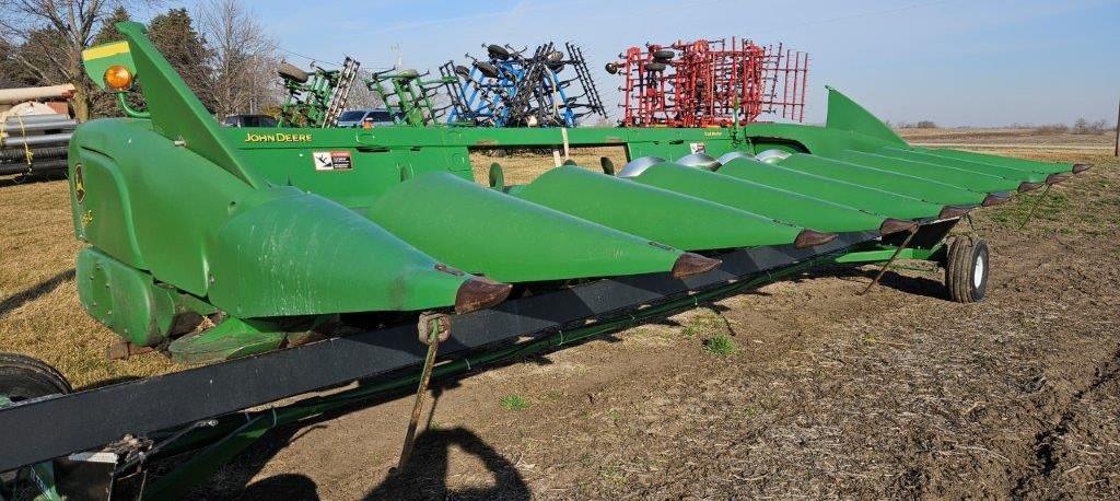 2014 JD 608C 8R30 Stalk Master Chopping Corn Head