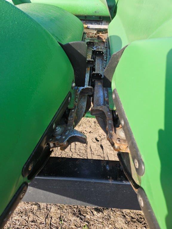 2014 JD 608C 8R30 Stalk Master Chopping Corn Head