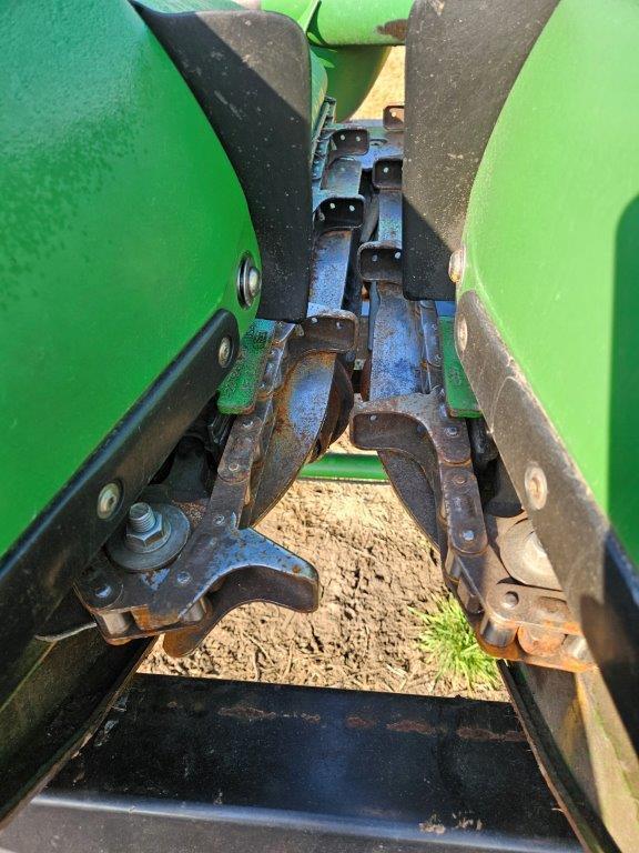 2014 JD 608C 8R30 Stalk Master Chopping Corn Head
