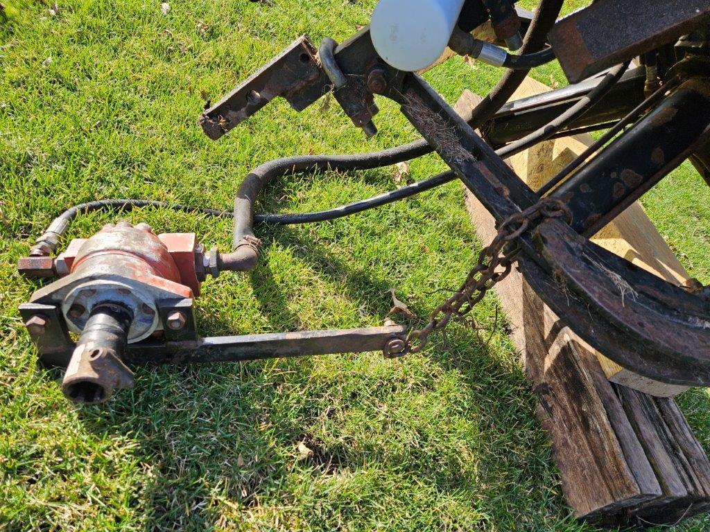 Bush Hog 1000H 3pt Backhoe
