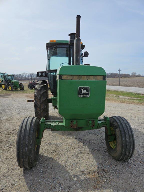 JD 4850 2WD Tractor
