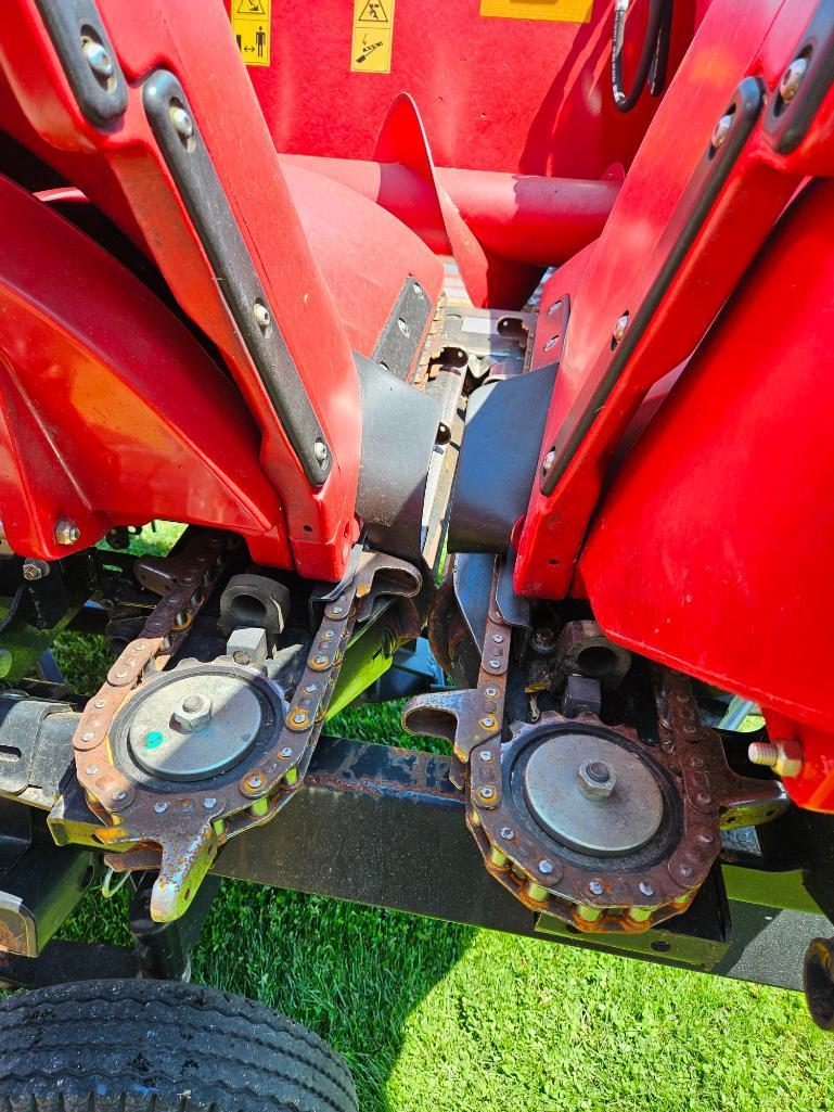 2021 Case IH 4408 8R30 Corn Head