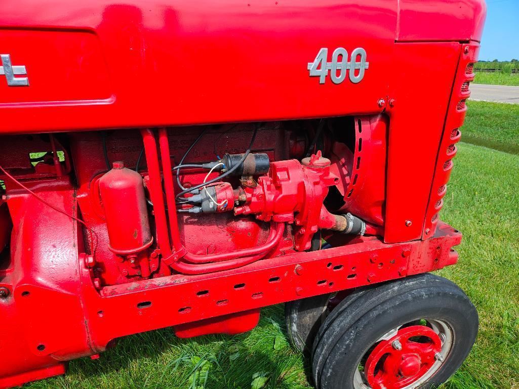 1956 IH Farmall 400 G Tractor