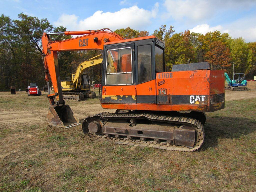 Caterpillar 110B Hydraulic Excavator