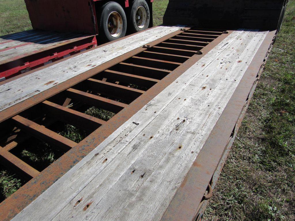 1981 Vulcan Double Drop Trailer