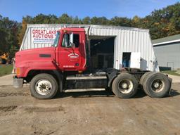 2000 Mack CH613 Day Cab Truck Tractor