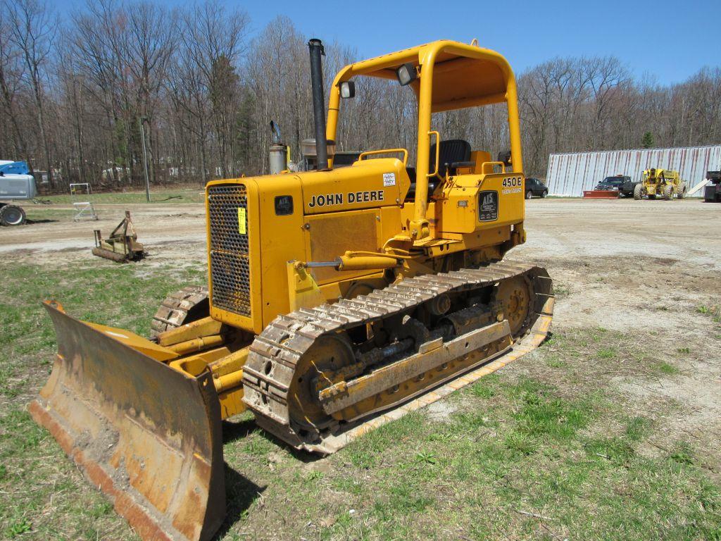 John Deere 450E Long Track Crawler Dozer