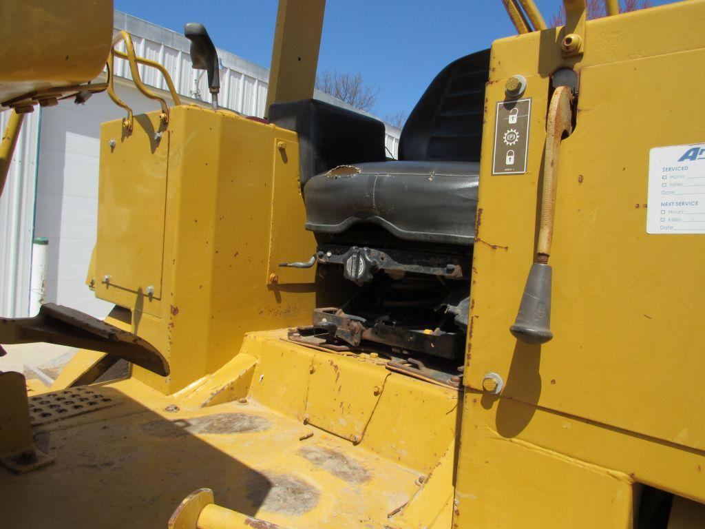 Cat D4H Dozer