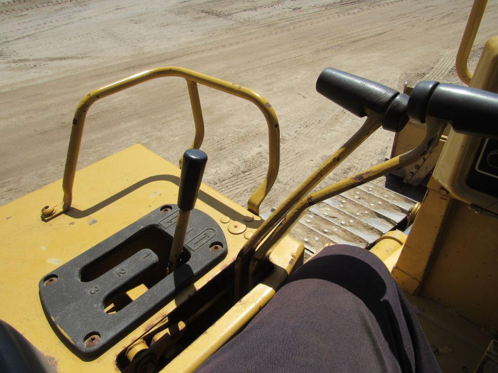 Cat D4H Dozer