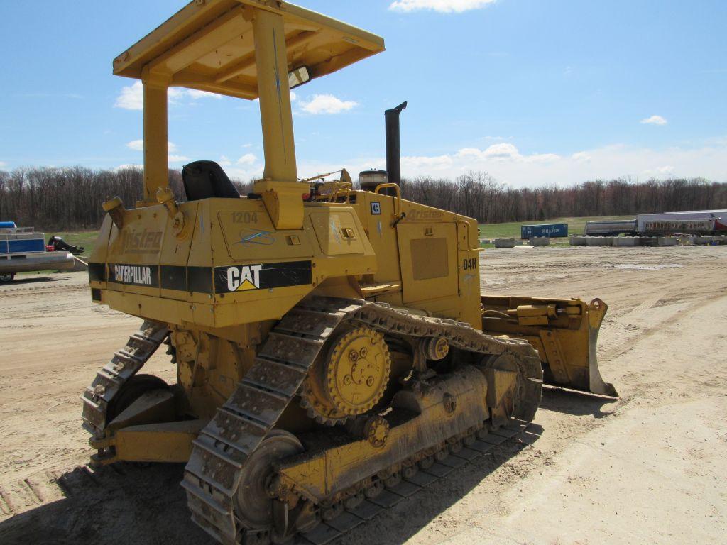 Cat D4H Dozer