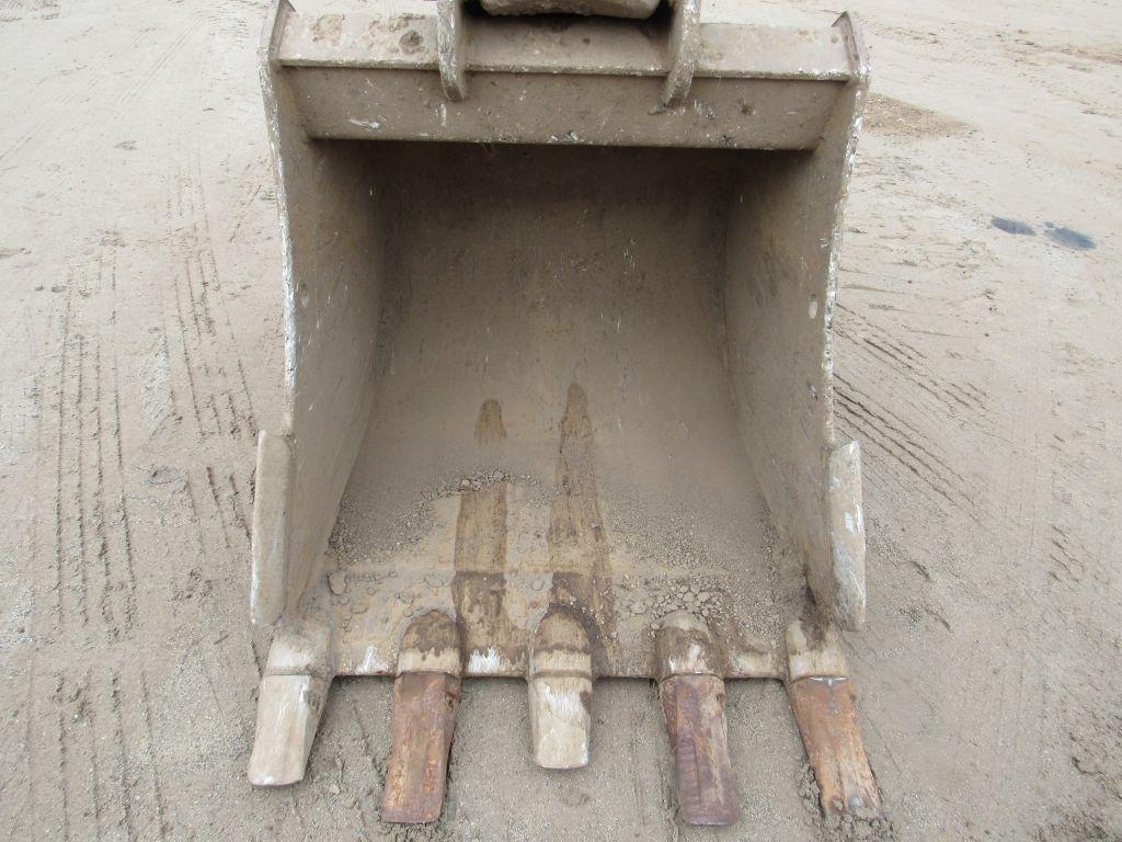 2012 Volvo EC210CL Excavator