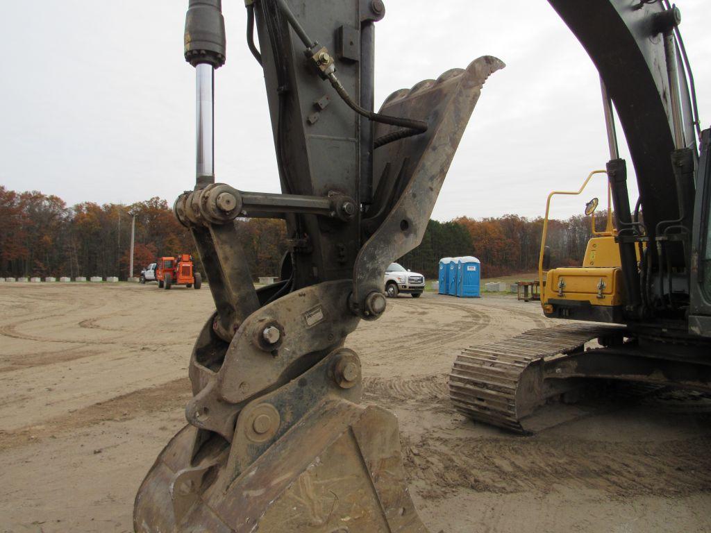 2012 Volvo EC210CL Excavator