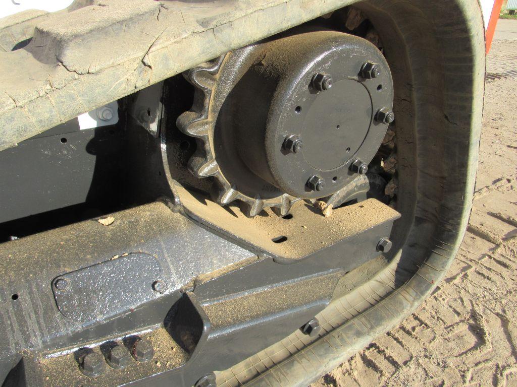2015 Bobcat T630 Skid Steer