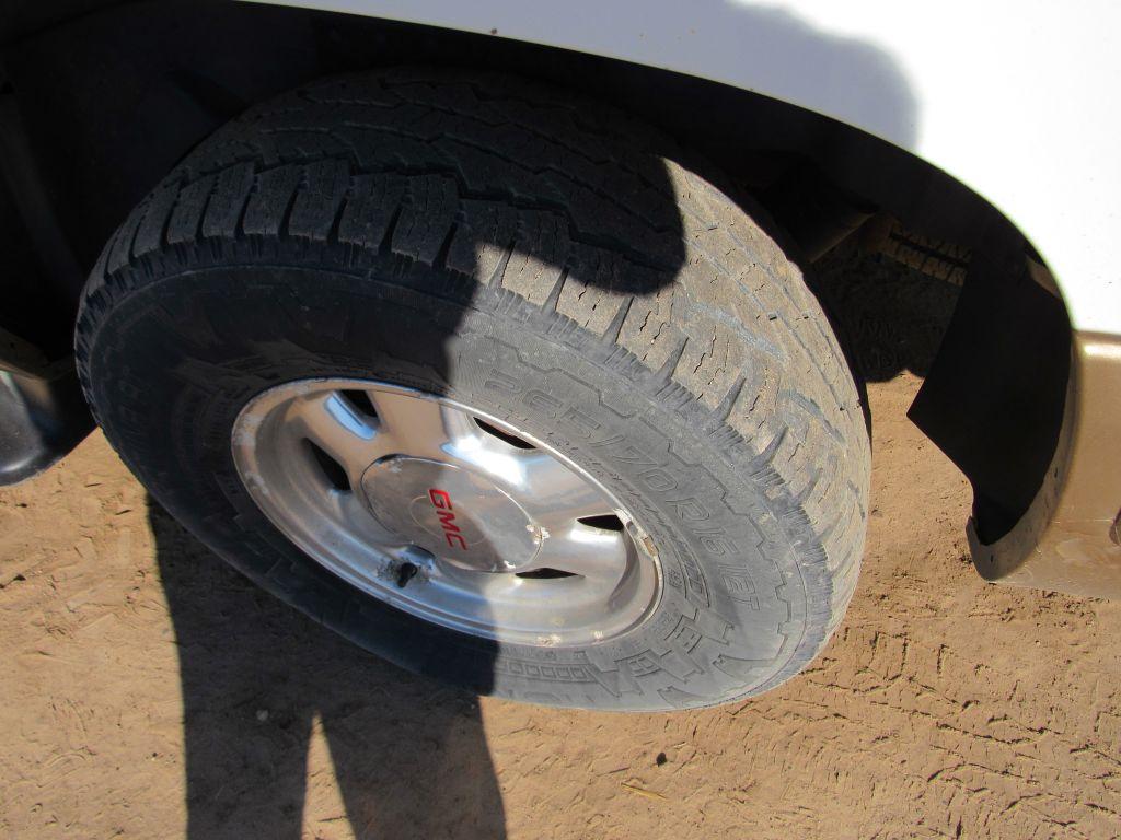 2000 GMC Yukon SUV