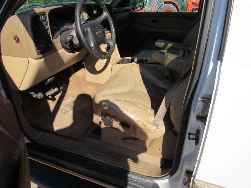 2000 GMC Yukon SUV