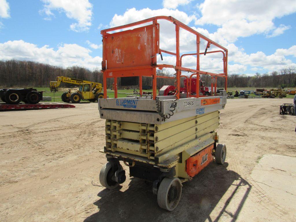 2009 JLG 3246ES Scissorlift
