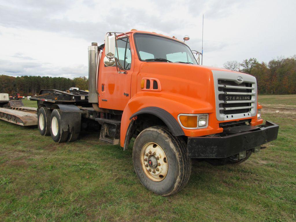 2001 Sterling LT9511 Day Cab