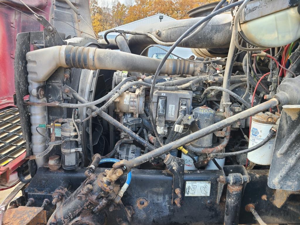 2006 Mack CXN613 Sleeper