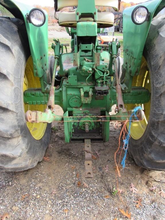 John Deere 4010 Farm Tractor