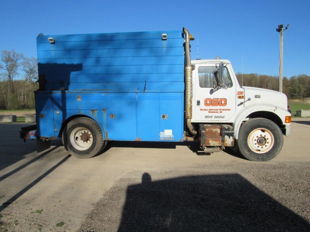 2002 International 4700 Service Truck