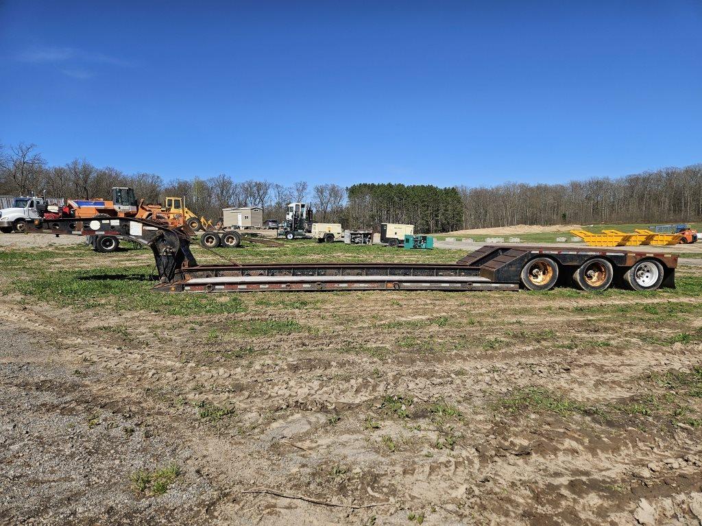 1997 Fontaine Lowboy Trailer