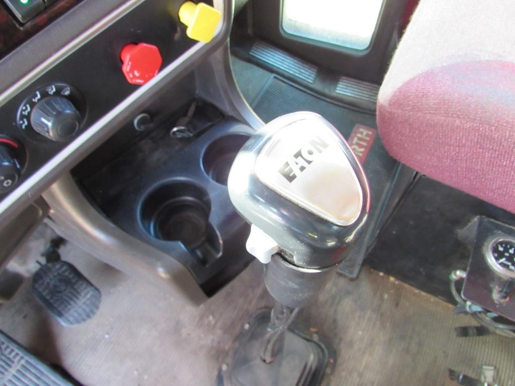2014 Kenworth T800 Glider Log Truck