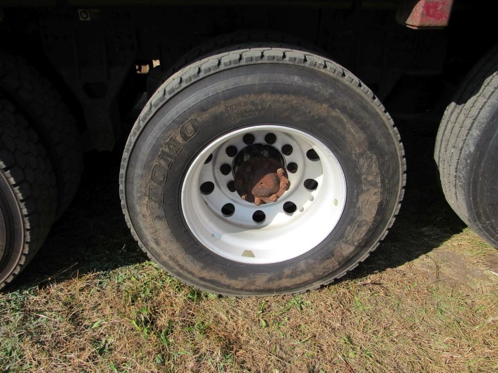 2014 Kenworth T800 Glider Log Truck