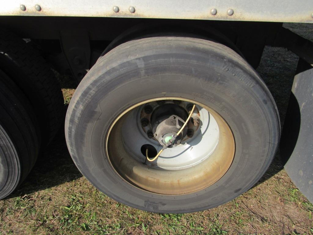 2017 Stoughton 48' Van Trailer