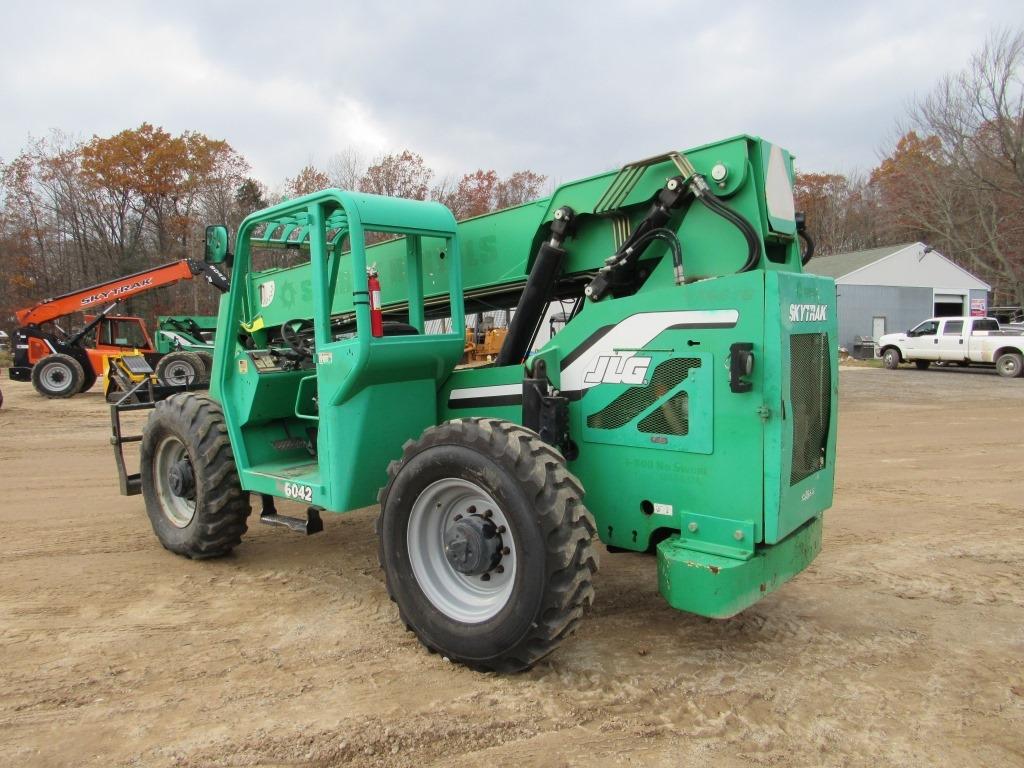 2014 Sky Trak 6042 Telehandler