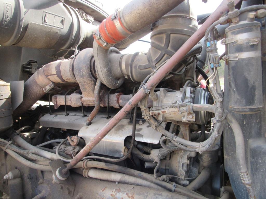 2000 Mack CL713 Day Cab