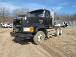 2000 Mack CL713 Day Cab