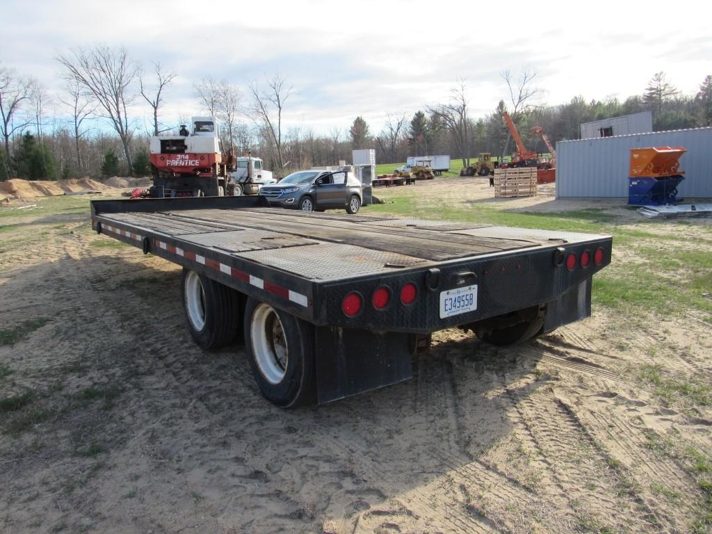 1997 Eager Beaver Tag Trailer