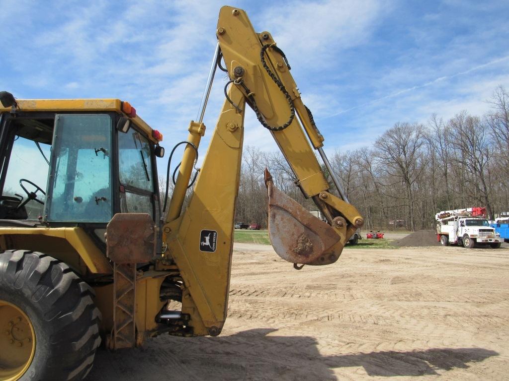 John Deere 510C Loader Backhoe