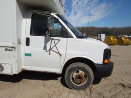 2004 GMC 3500 Utility Van