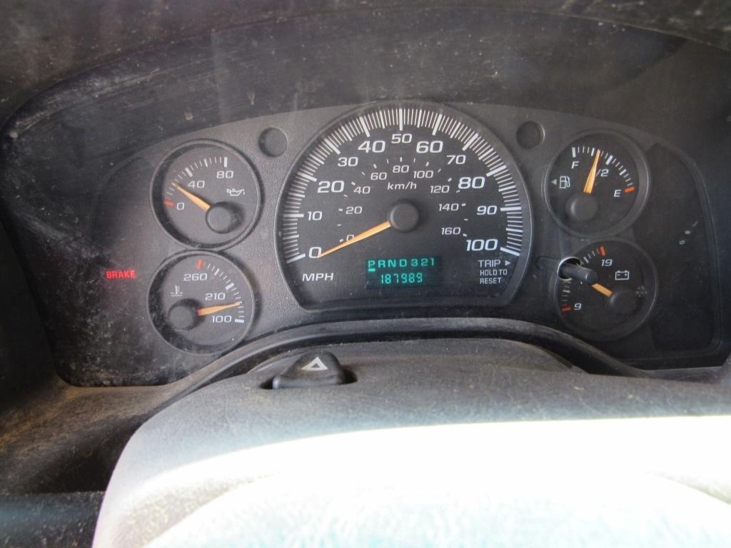 2004 GMC 3500 Utility Van