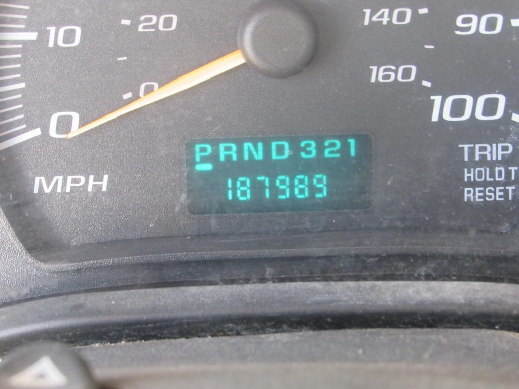 2004 GMC 3500 Utility Van